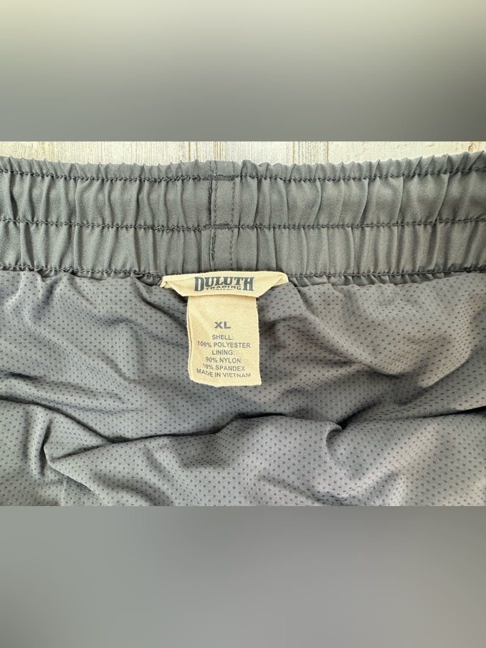 Duluth Trading Co. Shorts Mens XL Gray Mesh Relaxed Drawstring Pockets 11 Inseam - Picture 4 of 9